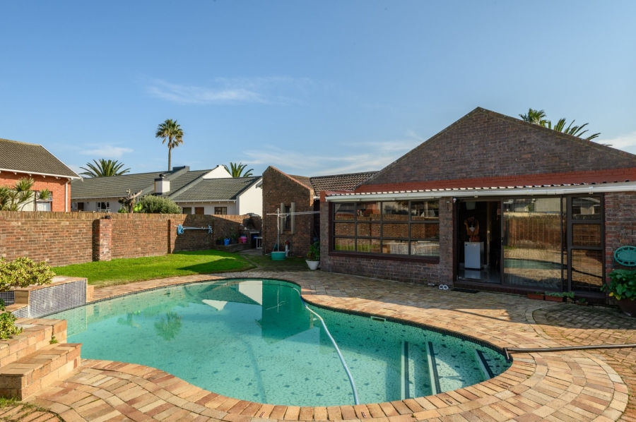 3 Bedroom Property for Sale in Kunene Park Eastern Cape